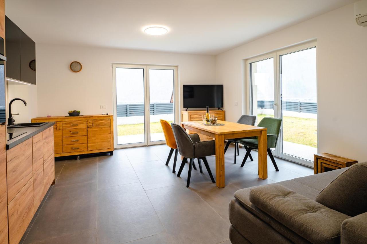 Apartments Luxury Ad Jesenice Extérieur photo
